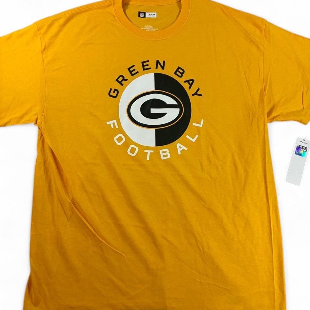 NWT NFL Green Bay Packers yellow with 'GREEN BAY FOOTBALL' graphic. Men's XL